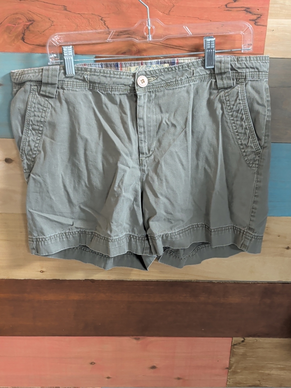 Natural Reflections Women's Olive Green Flat-Front Casual Shorts